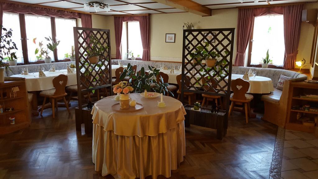 Gasthaus Zum Hirschen Ringsheim Buitenkant foto