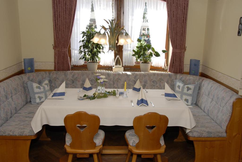 Gasthaus Zum Hirschen Ringsheim Buitenkant foto
